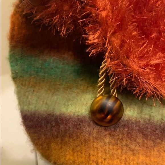 DESIGNER HAND KNIT HAND FELTED WOOL " FUR " BAG - Picture 3 of 8